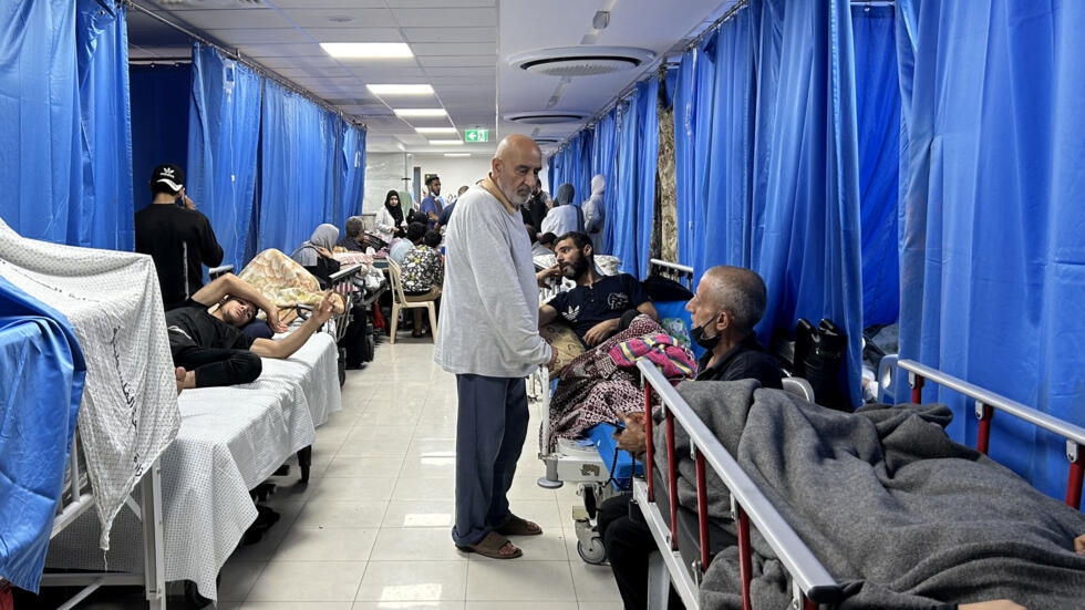 أطباء بريطانيون يحذرون: آلاف الغزيين سيلقون حتفهم بسبب الأمراض