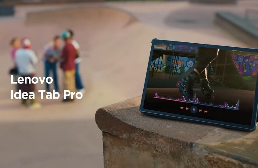 Lenovo تزيح الستار عن حاسبها الجديد المدعوم بالذكاء الاصطناعي (فيديو)