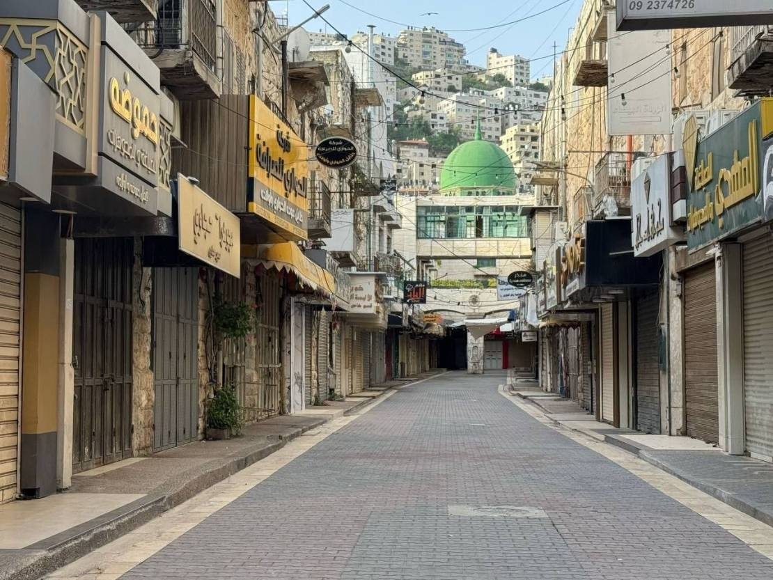 إضراب شامل في الضفة والقدس إسنادا ودعما لغزة / شاهد