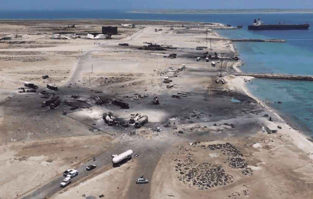 الأورومتوسطي..الهجوم الأمريكي على ميناء 'رأس عيسى': استخدام غير مشروع للقوة يستدعي تحقيقًا ومساءلة فورية
