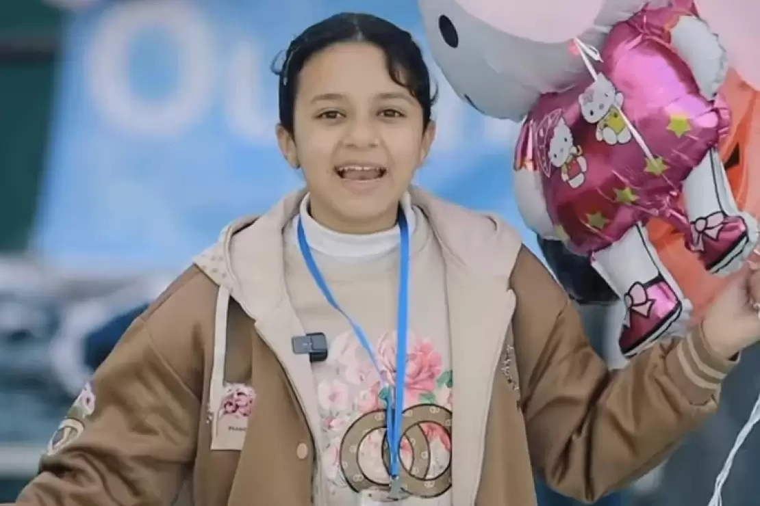 الاحتلال يقتل يقين.. الطفلة التي كانت تصوّر وجع غزة