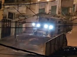 جرافات الاحتلال تدمر البنية التحتية لمخيم الفارعة