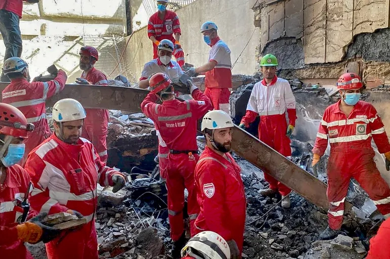 إسرائيل تقصف طهران وأصفهان ونهاوند وإيران تعلن إسقاط 28 هدفا
