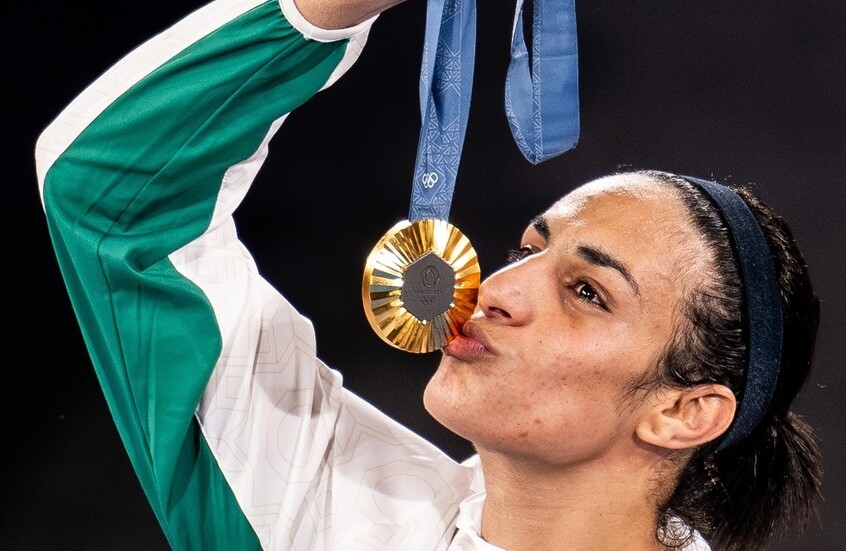 دعوات لسحب ذهبية أولمبياد باريس 2024.. إيمان خليف توجه رسالة تحد مرفقة بصورة سيلفي