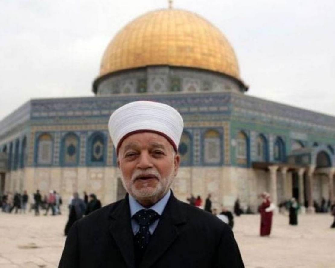 بسبب خطبته عن غزة.. الاحتلال يقرر إبعاد مفتي القدس لمدة 6 أشهر