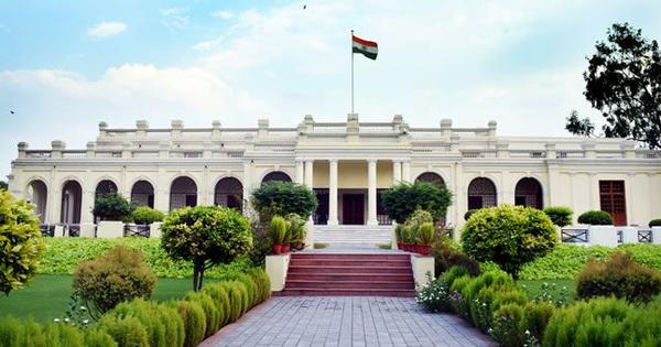 Jammu and Kashmir students urge Amit Shah to withdraw DU circular seeking personal details
