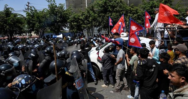 Why Nepalis think Modi is supporting the movement to restore the monarchy