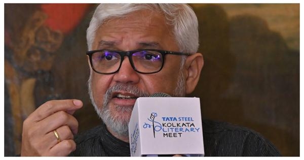 ‘It would be a mistake to think that hyper-technological people don't live by stories': Amitav Ghosh