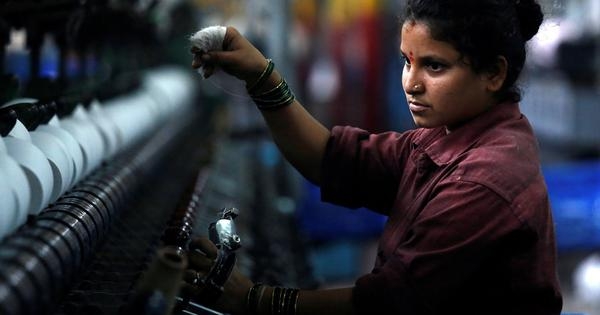 A play shows how textile workers of Mumbai were written out of the history and mythology of the city