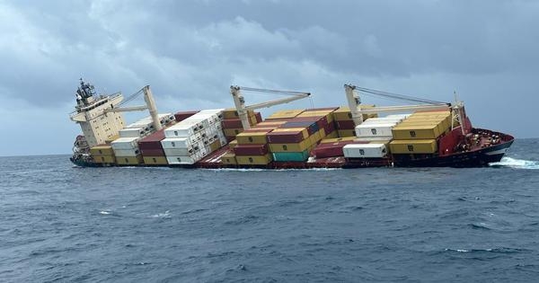 Shipwreck off Kerala coast likely to endanger marine ecology and life