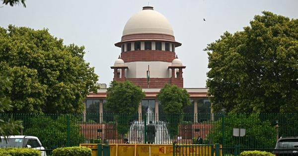 SC quashes Madras High Court order barring use of former CMs' photos, party symbols in scheme ads