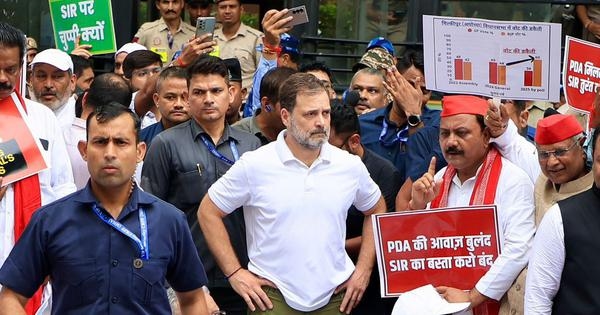 Rush Hour: Protesting opposition leaders detained in Delhi, Medha Patkar's conviction upheld & more