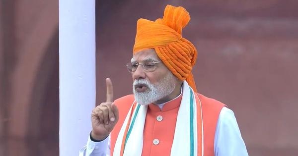 Rush Hour: On Independence Day, PM Modi attacks Pakistan, Congress accuses BJP of immorality & more