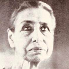 From the biography: Mirra Alfassa aka The Mother's early days in India as a Frenchwoman