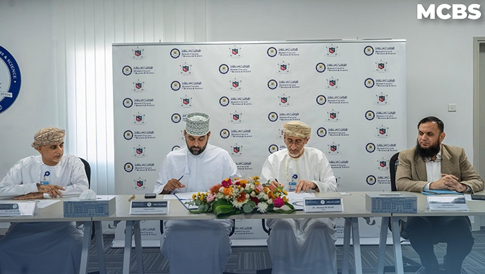 Pakistan Schools Oman, Modern College of Business and Science sign strategic collaboration agreement