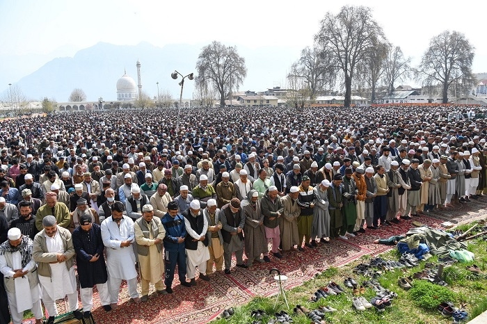 Eid-ul-Fitr celebrated across India with gaiety and fervour