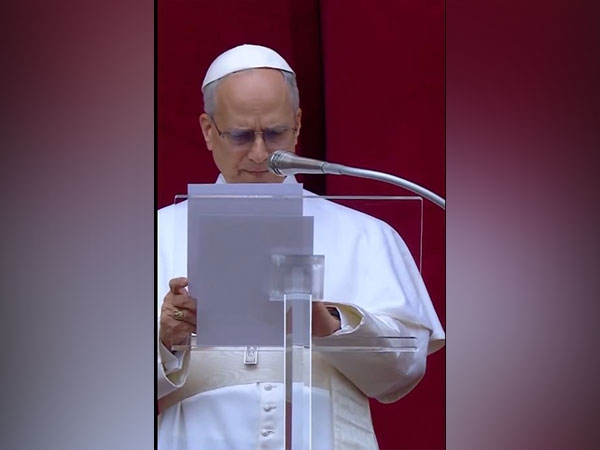 Pope Leo XIV welcomes India-Pakistan ceasefire in his first Sunday address
