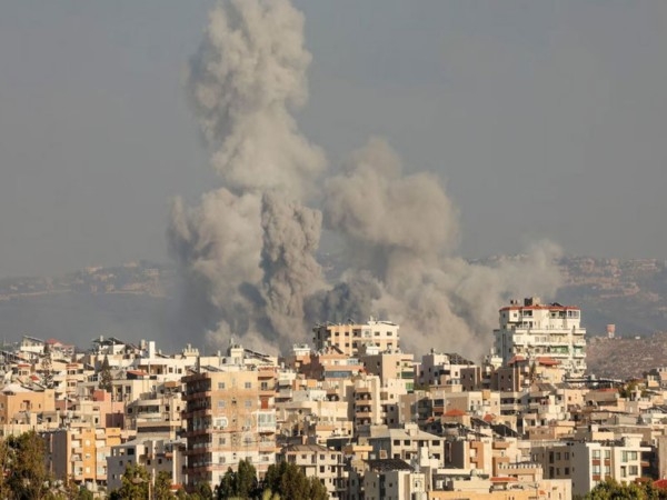 US Intel points to possible Israeli strike on Iran nuclear sites amid diplomatic push