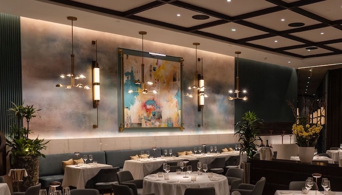 Roberto's Muscat unveils an exclusive four hands dinner with Chefs Giandonato Tafuri and Florin Resmerita