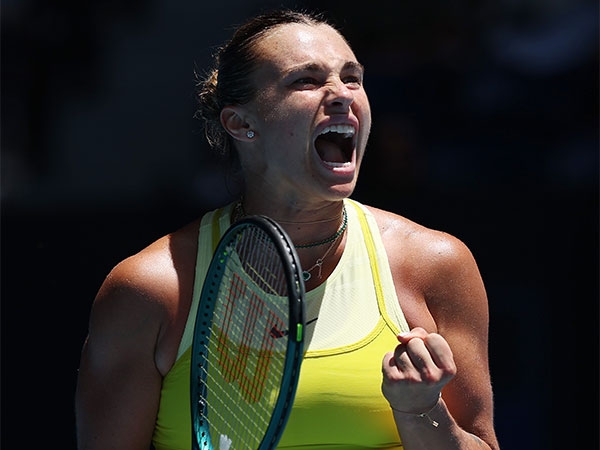 French Open: Sabalenka, Zheng move to round 4