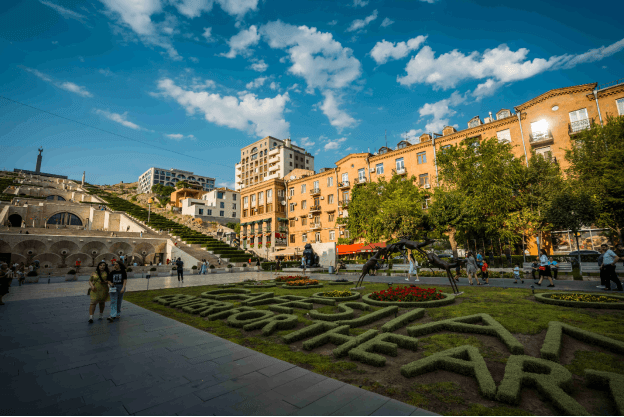 Armenia announces new visa-free travel for citizens and residents of Oman