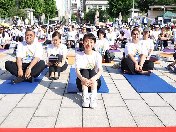 Japan PM's wife Yoshiko Ishiba participates in International Yoga Day celebrations