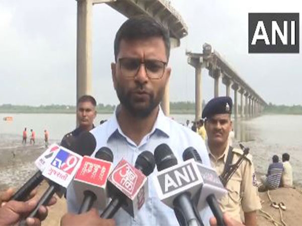 Gujarat: Death toll in Gambhira bridge collapse rises to 18, two still missing