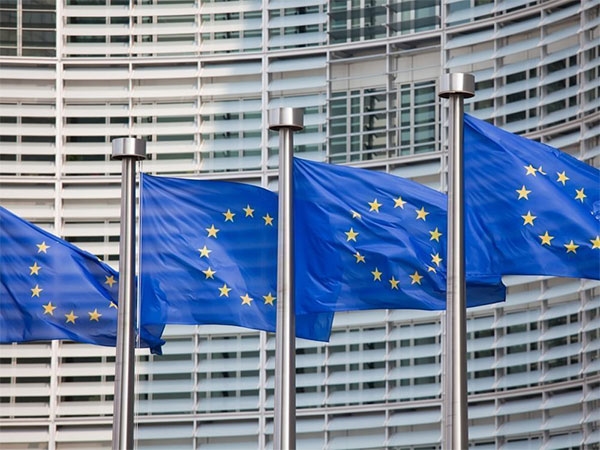 EU agrees to start talks with Gulf nations on strategic ties