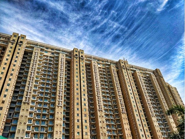 RBIs status quo on rate and low inflation will boost housing demand in festive season: Experts