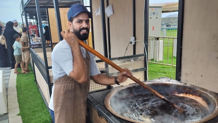 In pictures : Omani Halwa Maker steals the show at Jabal Akhdar Festival