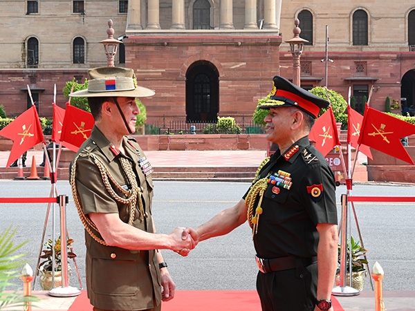 Australian Army Chief meets senior leadership of Indian Armed Forces, to visit Shatrujeet Brigade in Agra