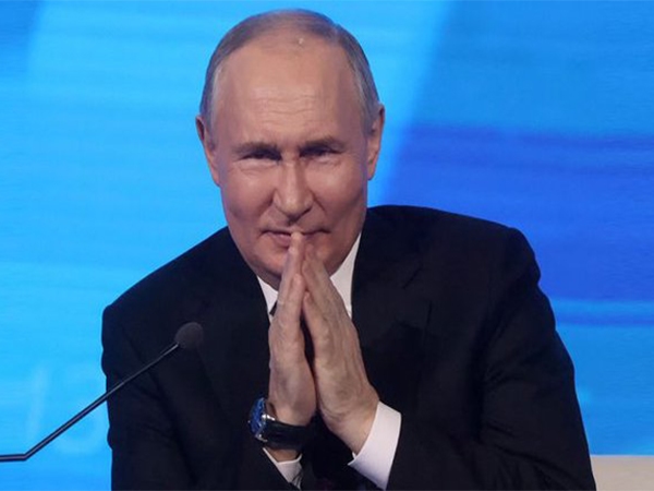 Putin sends I-Day greetings to Prez Murmu, PM Modi; says partnership with India "special, privileged"