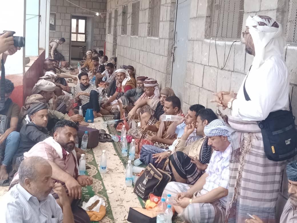 برعاية العميد مختار النوبي والشيخ صاير النقيب صلح قبلي بردفان ينهي قضية مقتل الجندي مرتجي محمد احمد القطببي