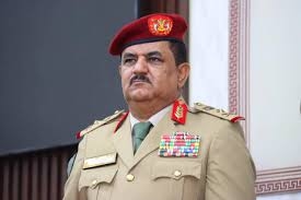 شيخ مشايخ قبائل سادة ردفان يهنئ وزير الدفاع الفريق الركن محسن الداعري نيله شهادة الدكتوراة مع مرتبة الشرف من جمهورية مصر العربية