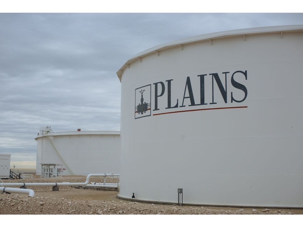 Keyera to buy Plains' Canada NGL business for $5.15 billion