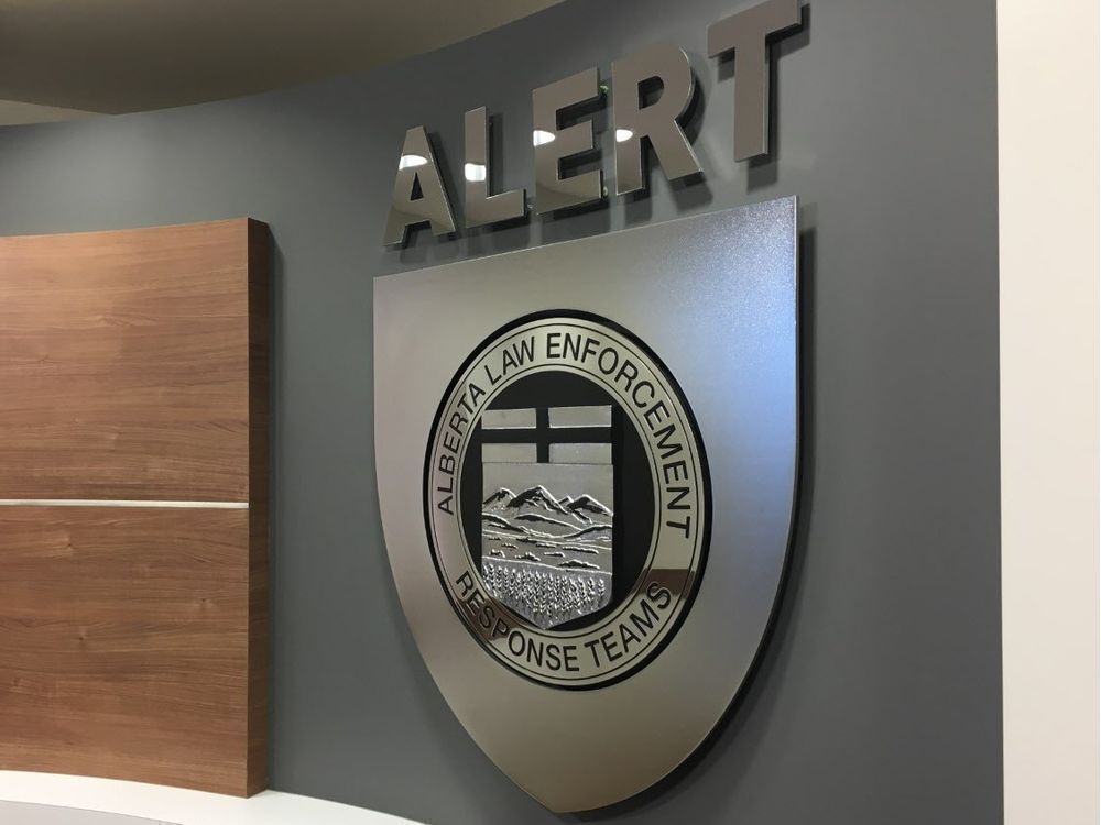 Leduc man charged with luring teen girls for sex: ALERT