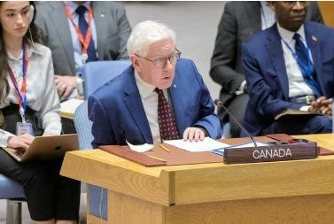 Bob Rae masters the art of reinvention
