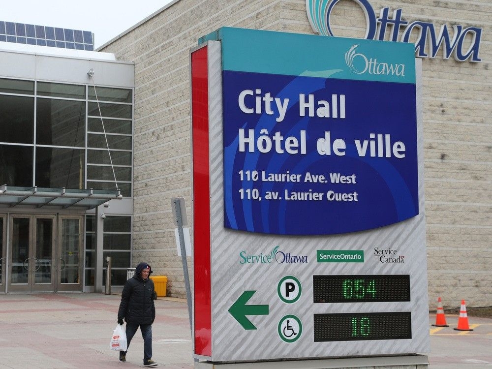 Hersh: New security measures at Ottawa City Hall are excessive