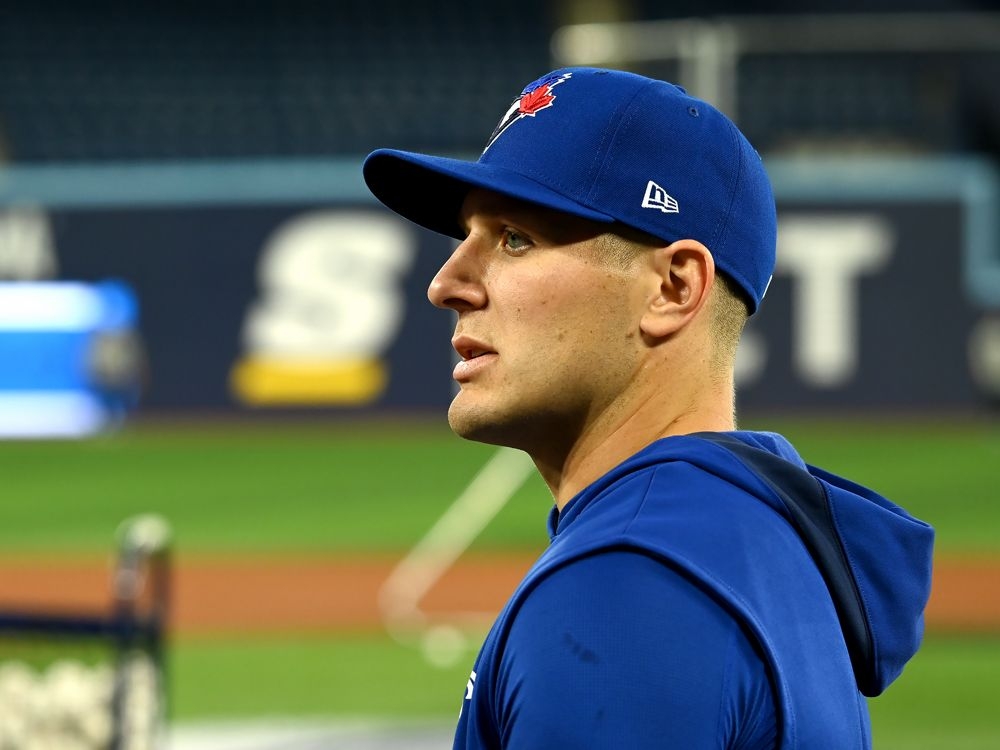 GOTTA SEE IT: Daulton Varsho makes spectacular snag in Blue Jays return