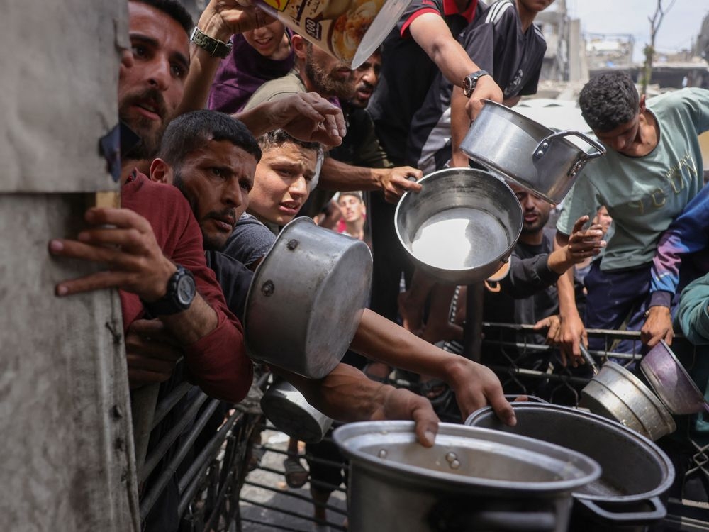 54 people killed in overnight airstrikes on southern Gaza city, hospital says