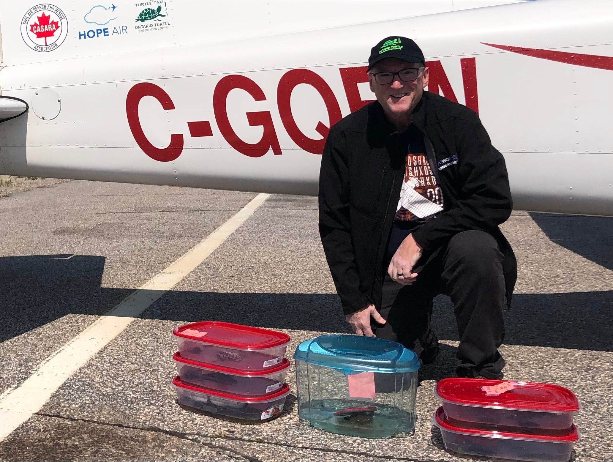 Turtle Taxi volunteers lend a hand to injured animals