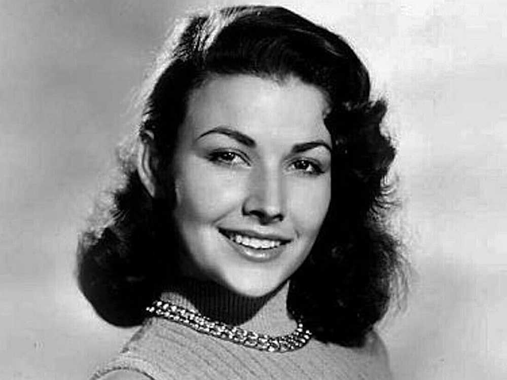 Mara Corday, Hollywood starlet of the 1950s, dies at 95