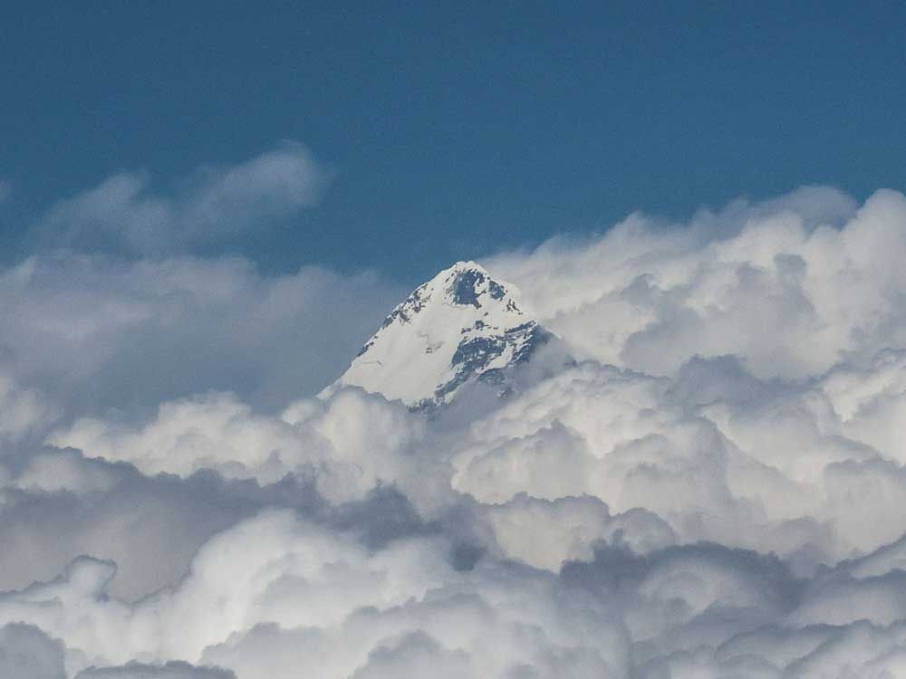 American climber dies while attempting to scale Nepal's Mount Makalu