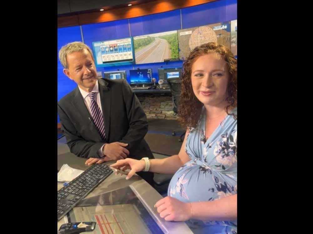 Pregnant news anchor stays on air during labour: ‘If I disappear, that's what's going on'