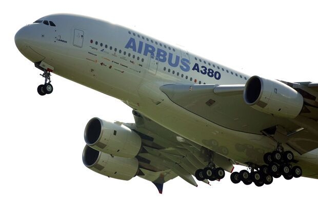 The world's biggest passenger planes keep breaking down