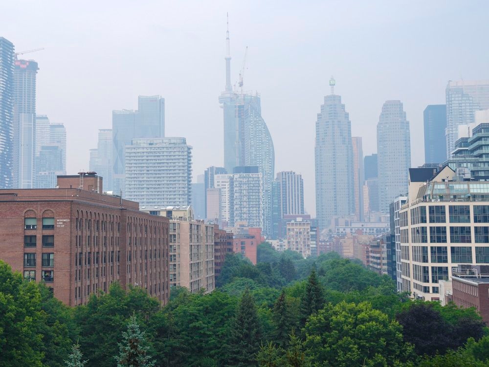 'Horrendous' air quality in Toronto as wildfire smoke blankets several provinces