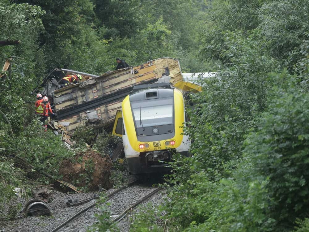 At least 3 killed and others injured in train derailment in southern Germany
