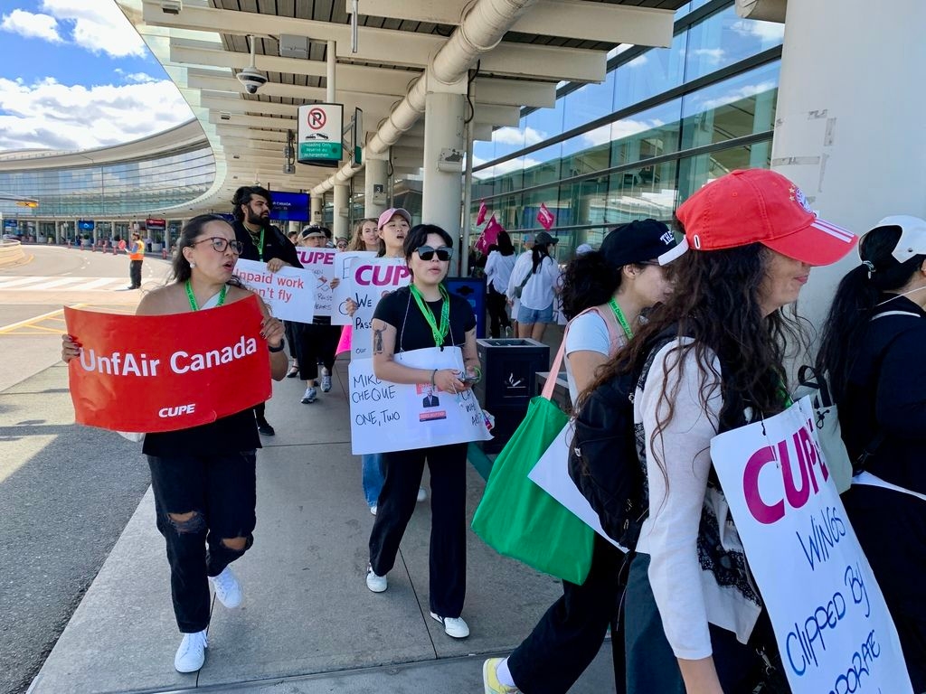 Unpaid work for flight attendants could be on the way out as union declares win