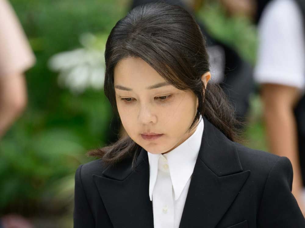 South Korean investigators seek arrest of wife of jailed ex-President Yoon