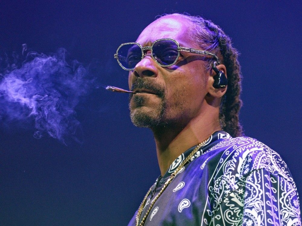 B.C. Lions vs. Edmonton Elks Live Blog: Snoop Dogg gets the party started
